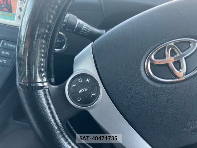 Toyota PRIUS 2011-01 8378999-15