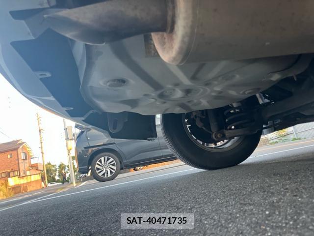 Toyota PRIUS 2011-01 8378999-7