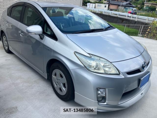 Toyota PRIUS 2010-01 8379023-0