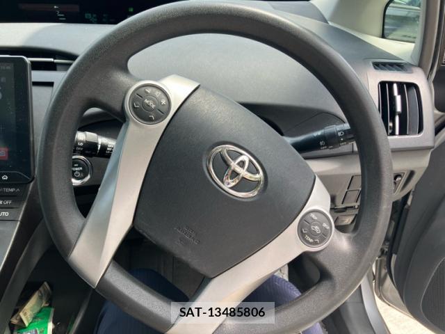 Toyota PRIUS 2010-01 8379023-10