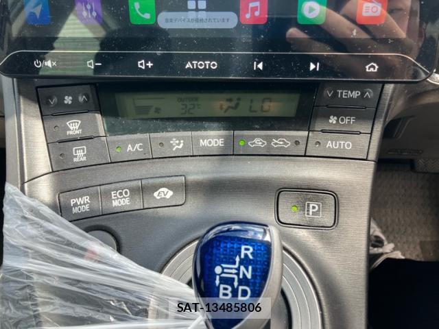 Toyota PRIUS 2010-01 8379023-14