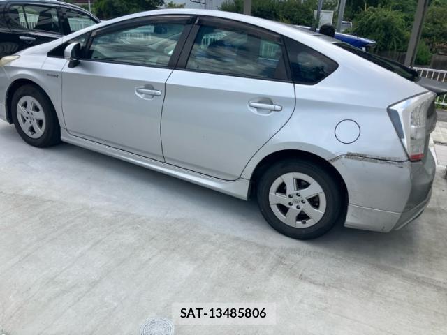 Toyota PRIUS 2010-01 8379023-2