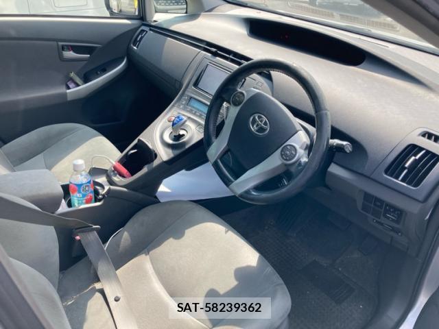 Toyota PRIUS 2009-07 8379061-9