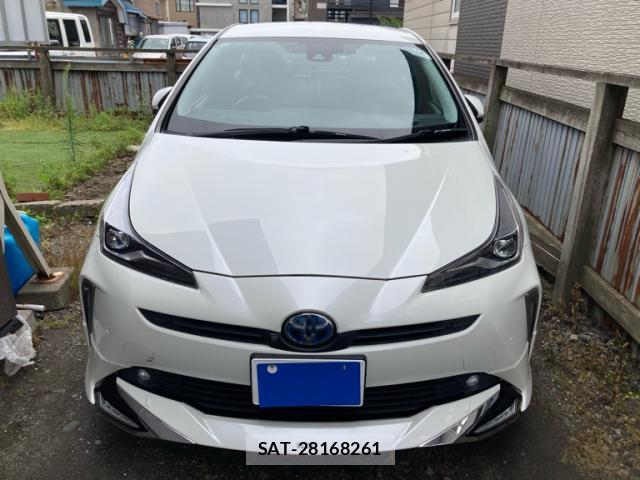 Toyota PRIUS 2019-11 8379088-1