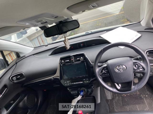 Toyota PRIUS 2019-11 8379088-10