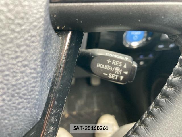 Toyota PRIUS 2019-11 8379088-17