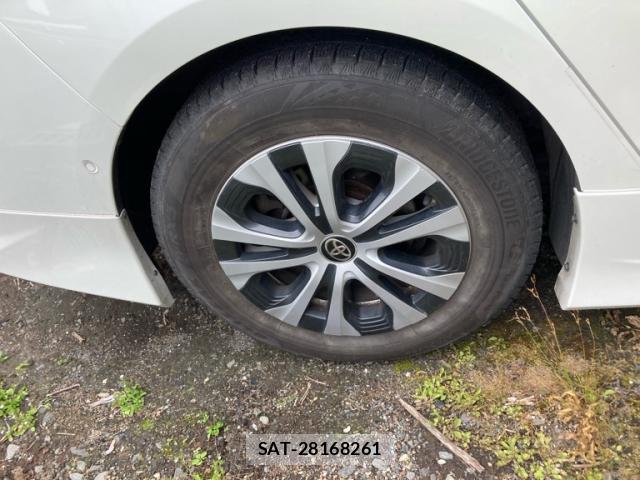 Toyota PRIUS 2019-11 8379088-3