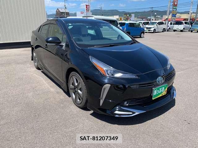 Toyota PRIUS 2019-05 8379141-3
