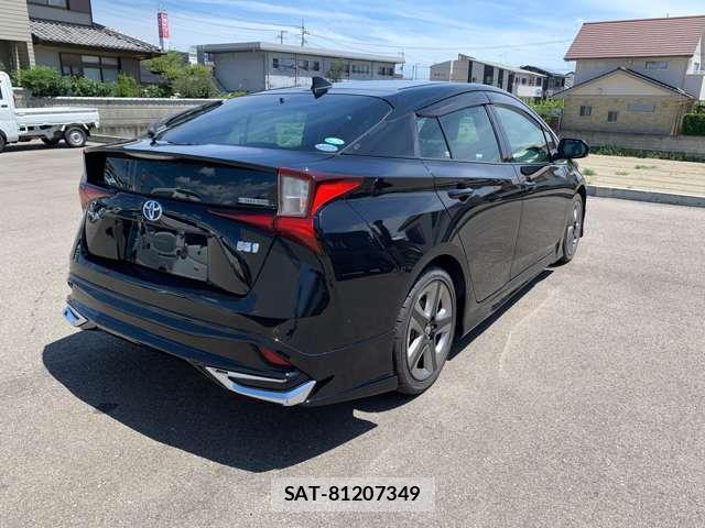Toyota PRIUS 2019-05 8379141-5