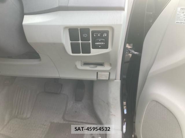 Toyota PRIUS 2009-07 8379238-10