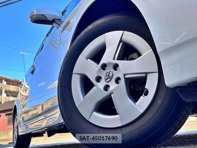 Toyota PRIUS 2009-11 8379310-12