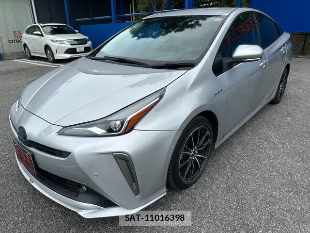 Toyota PRIUS 2019-01 8379335-6