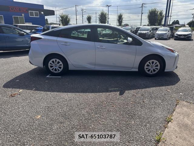 Toyota PRIUS 2020-11 8379339-9