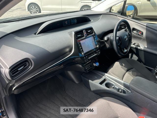 Toyota PRIUS 2021-07 8379342-11