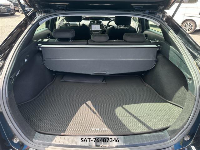 Toyota PRIUS 2021-07 8379342-15