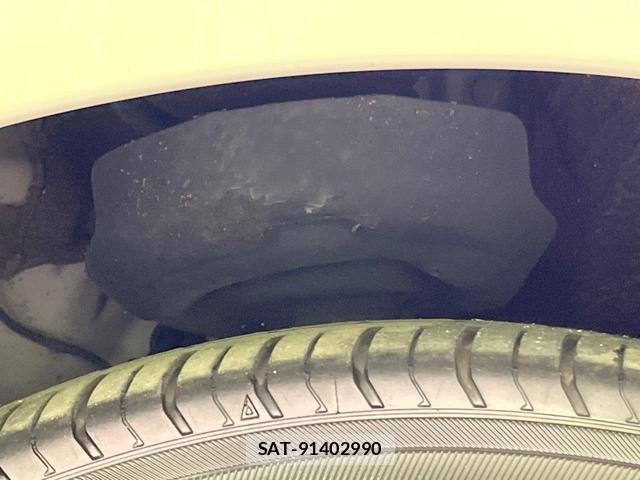 Toyota PRIUS 2019-03 8379398-16