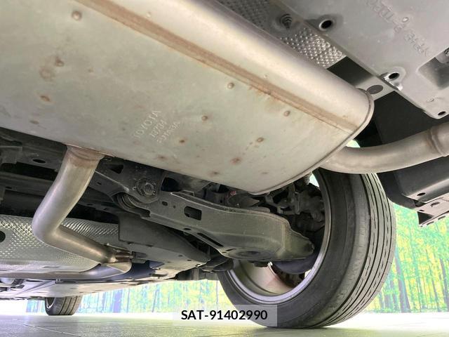 Toyota PRIUS 2019-03 8379398-19