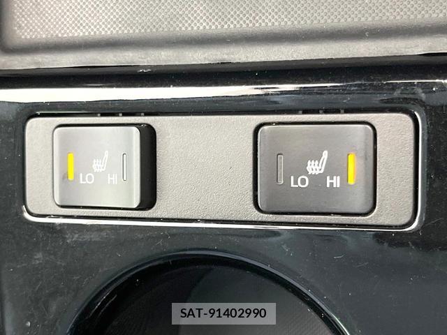 Toyota PRIUS 2019-03 8379398-4