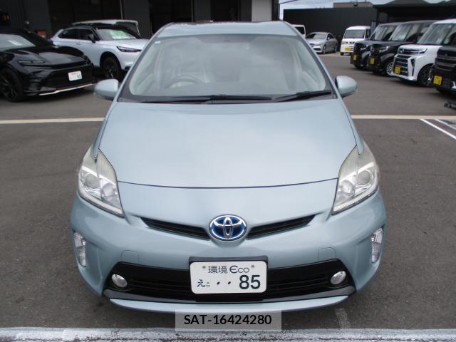Toyota PRIUS 2015-01 8379634-5