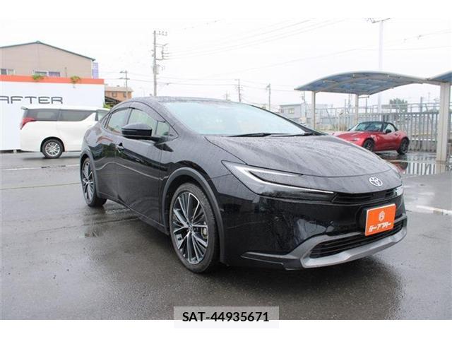Toyota PRIUS 2023-06 8379727-7