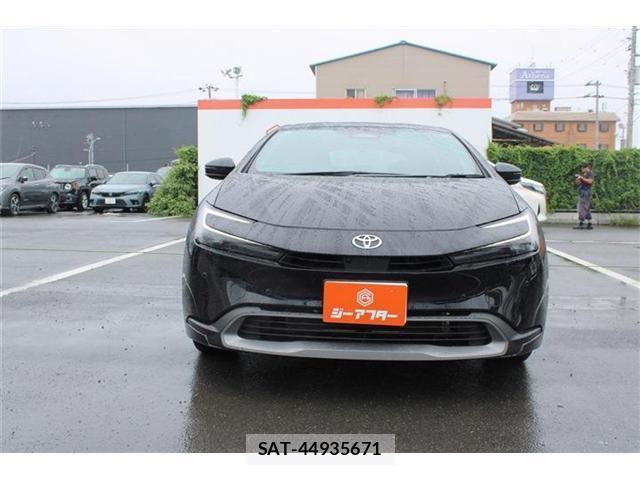 Toyota PRIUS 2023-06 8379727-8
