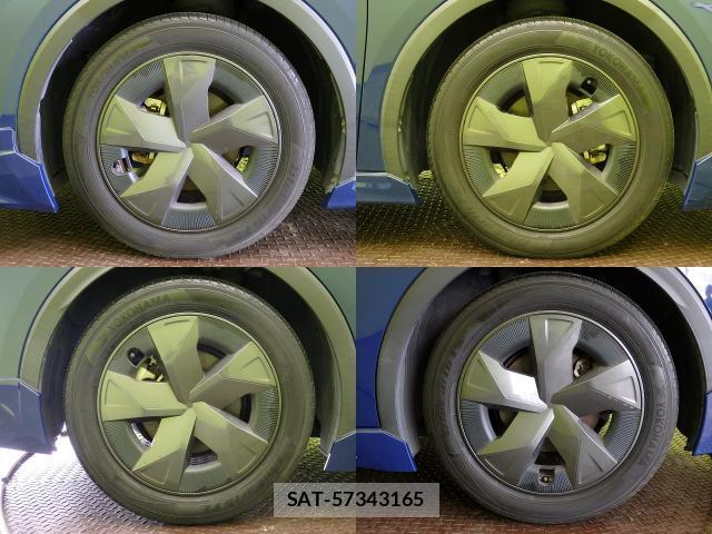 Toyota PRIUS 2023-04 8379765-14