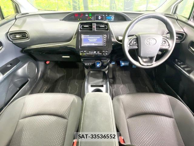 Toyota PRIUS 2020-11 8379939-1