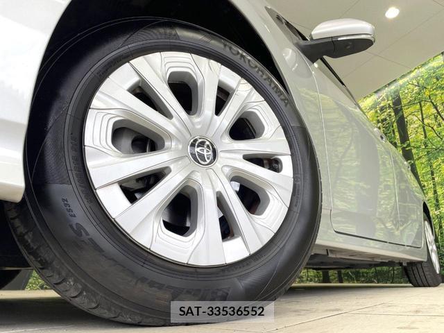 Toyota PRIUS 2020-11 8379939-12