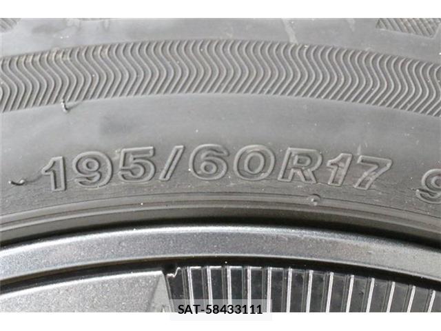 Toyota PRIUS 2023-03 8380085-19
