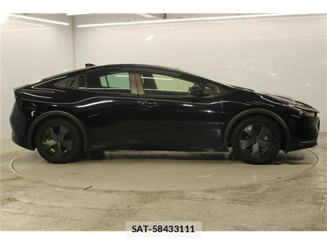 Toyota PRIUS 2023-03 8380085-3