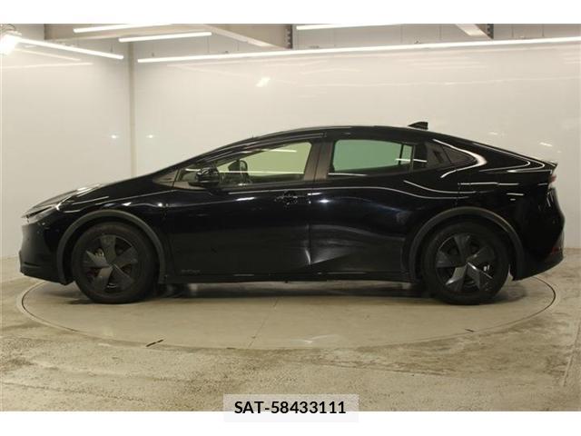 Toyota PRIUS 2023-03 8380085-7