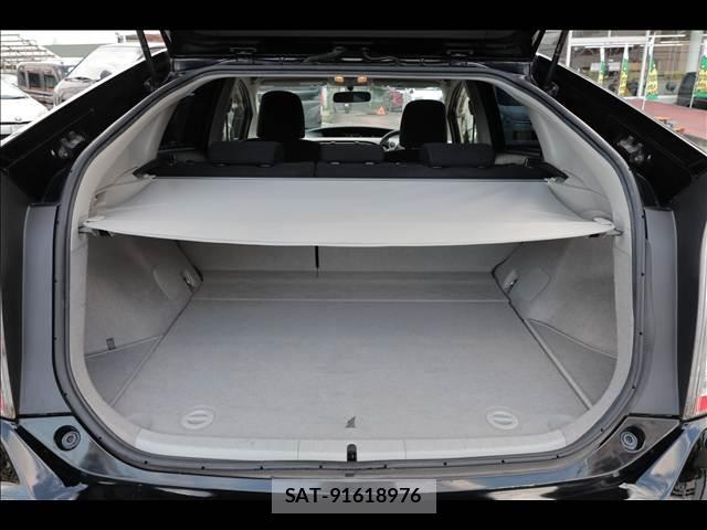 Toyota PRIUS 2014-05 8380149-7
