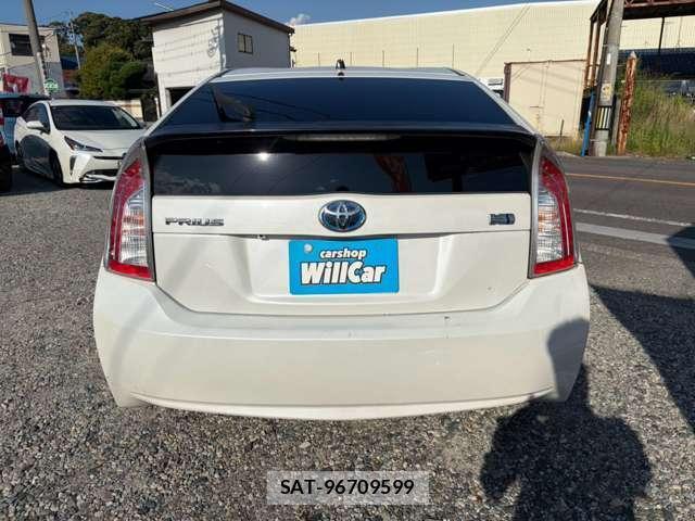 Toyota PRIUS 2013-09 8380169-12