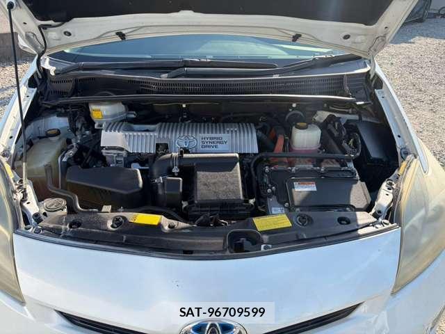 Toyota PRIUS 2013-09 8380169-19