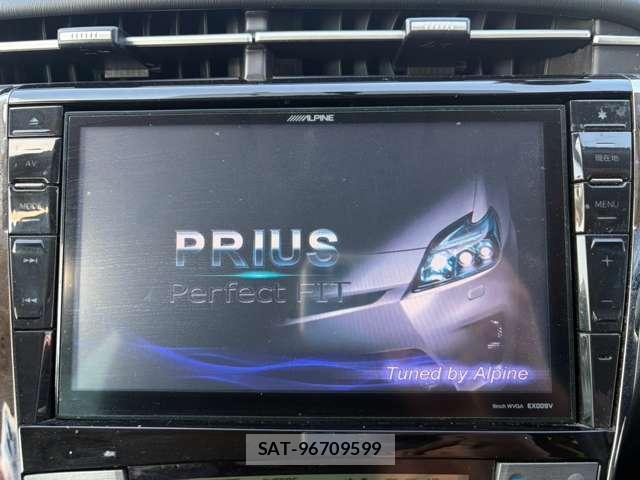 Toyota PRIUS 2013-09 8380169-2
