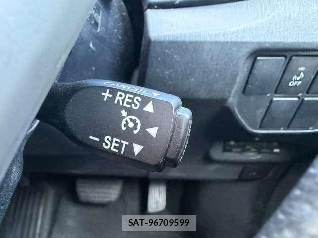Toyota PRIUS 2013-09 8380169-4
