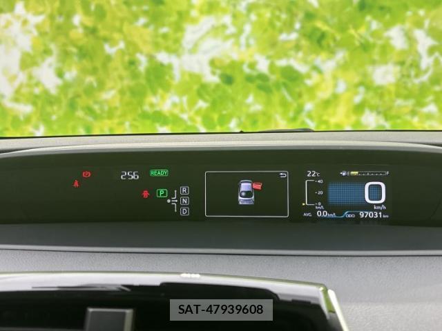 Toyota PRIUS 2017-11 8380174-12