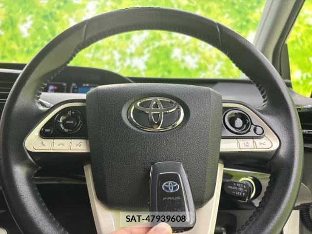 Toyota PRIUS 2017-11 8380174-13