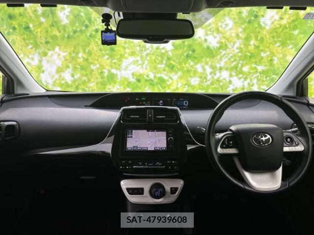 Toyota PRIUS 2017-11 8380174-3