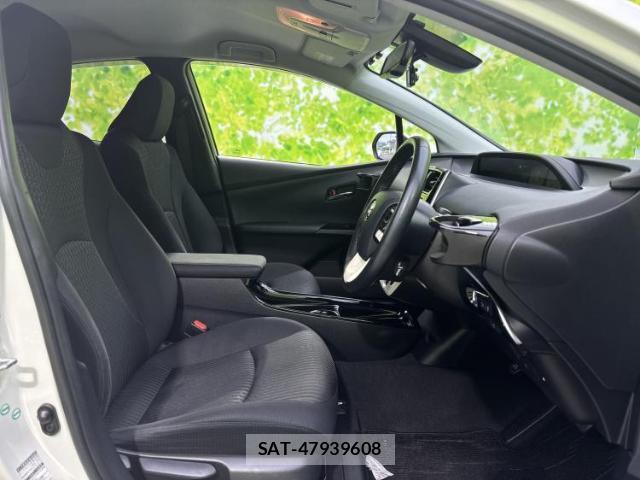 Toyota PRIUS 2017-11 8380174-4