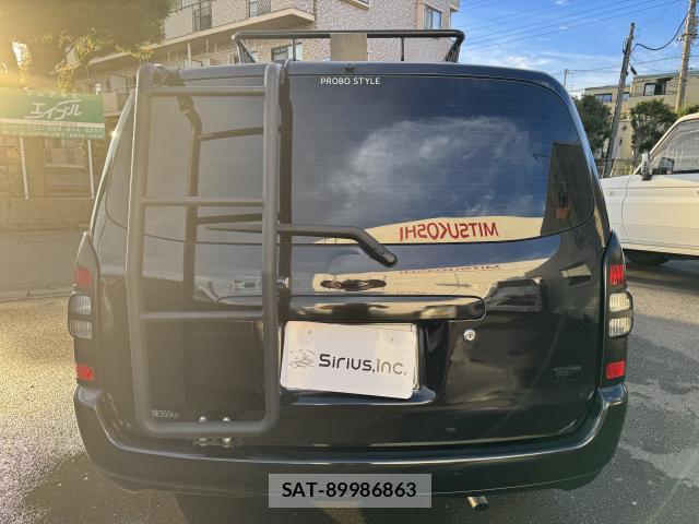Toyota PROBOX 2022-08 8379224-1