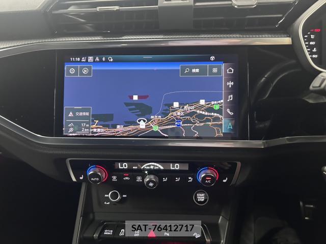 Audi Q3 2021-10 8379195-12
