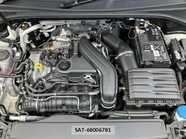 Audi Q3 2024-12 8379644-12