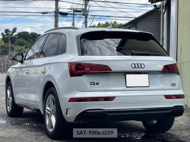 Audi Q5 2024-04 8379595-1