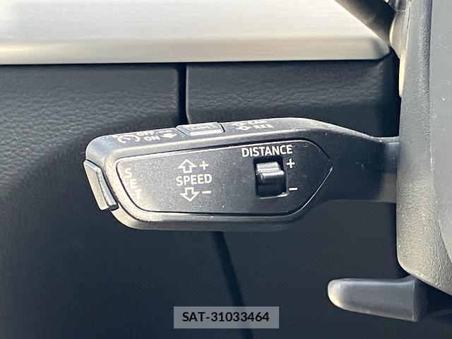 Audi Q5 2022-12 8379643-8