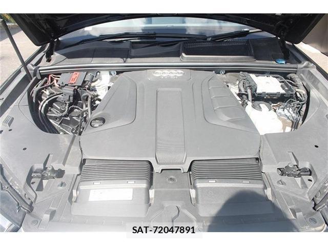 Audi Q7 2018-06 8379729-1