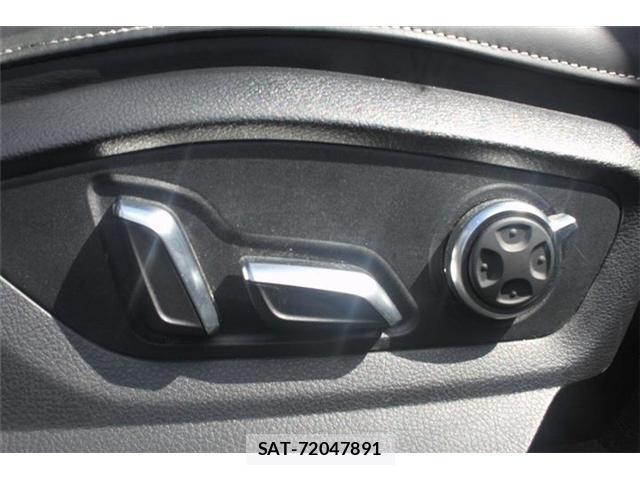 Audi Q7 2018-06 8379729-4
