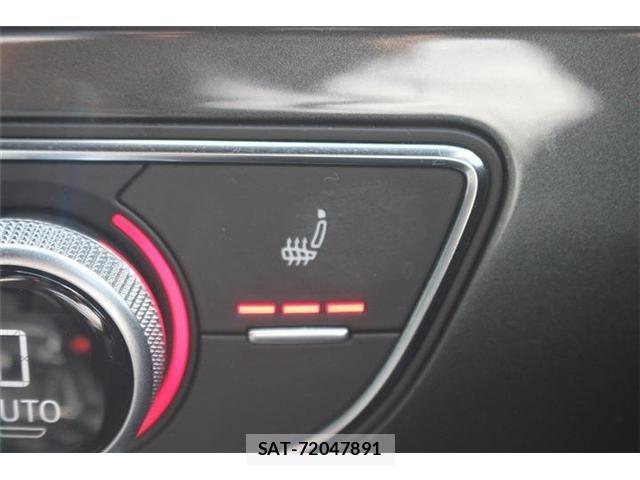 Audi Q7 2018-06 8379729-6