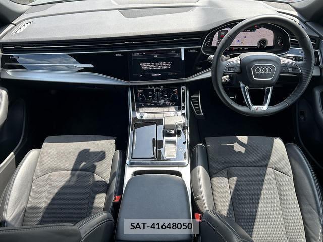 Audi Q8 2022-06 8379645-1