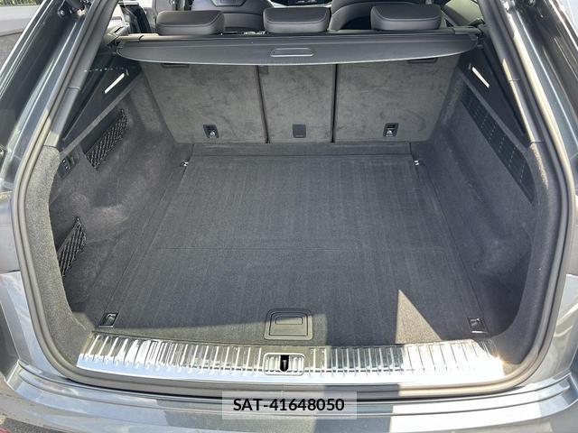 Audi Q8 2022-06 8379645-15
